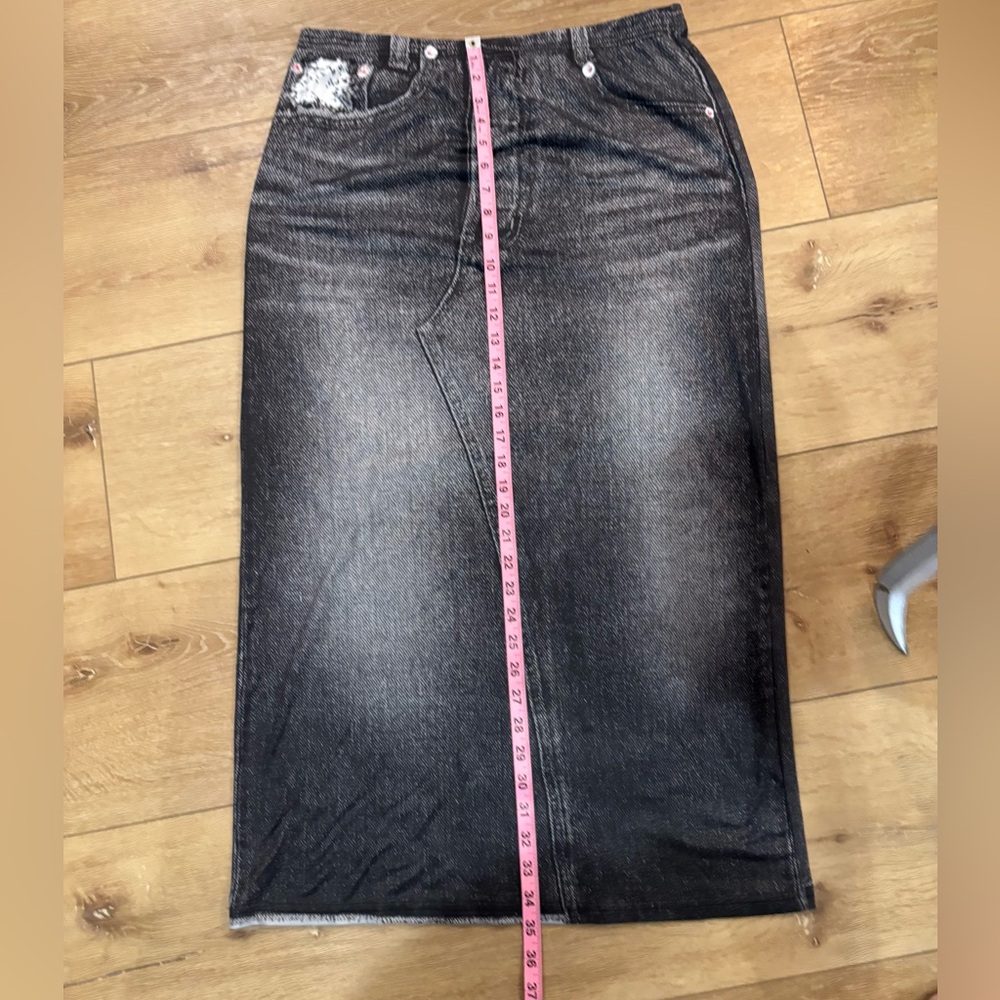 New SHEIN Curve Black Washed Printed Denim-look Knit Skirt XL - Picture 4 of 6